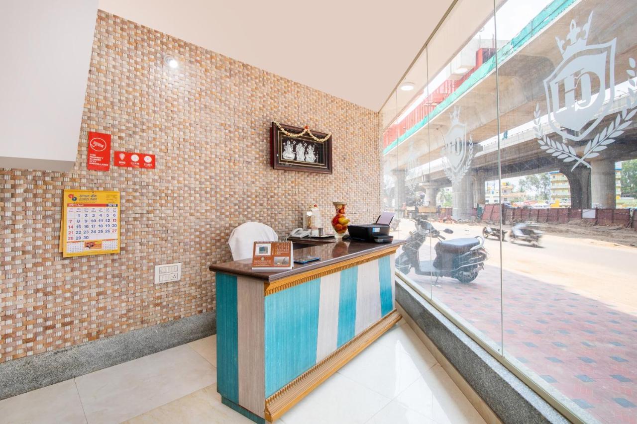 Oyo 16123 Chandana Deluxe Bangalore Exterior photo
